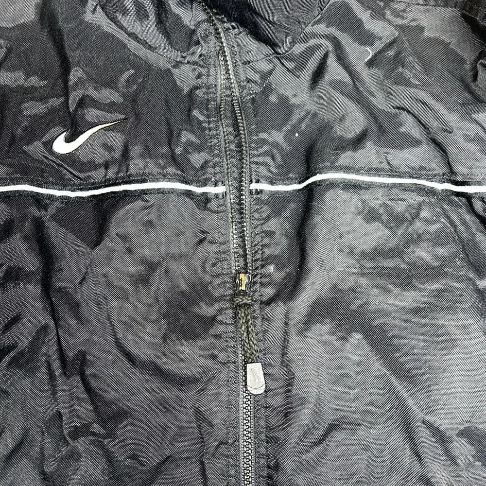 NIKE Team Sports Heavy Nylon Black White Trim Track‎ Jacket MENS Large